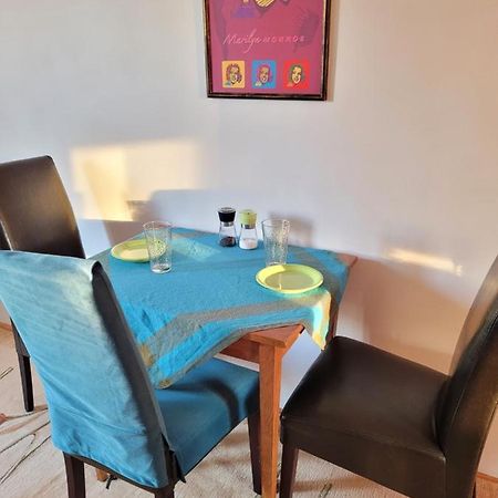 Filmowy Zoliborz Apartment Варшава Екстериор снимка