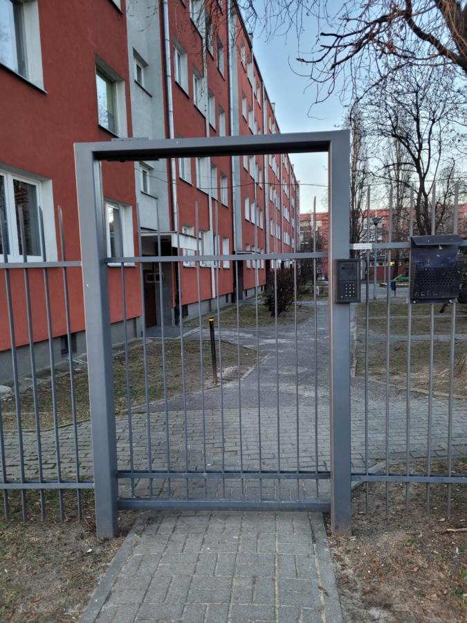 Filmowy Zoliborz Apartment Варшава Екстериор снимка